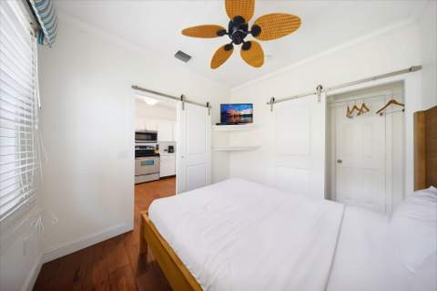 7044 Harbor Village Drive, Duck Key FL - photo 21 of 50
