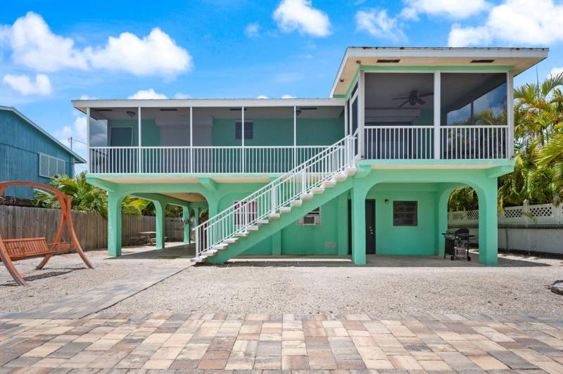 2 bedroom Single Family Residence at 27416 Martinique Lane, Breezeswept Bch Est (27.5), Ramrod Key — photo 3