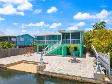 27416 Martinique Lane, home for sale in Ramrod Key 33042