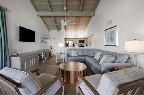 4402 Marina Villa Drive, Duck Key FL - photo 8 of 54