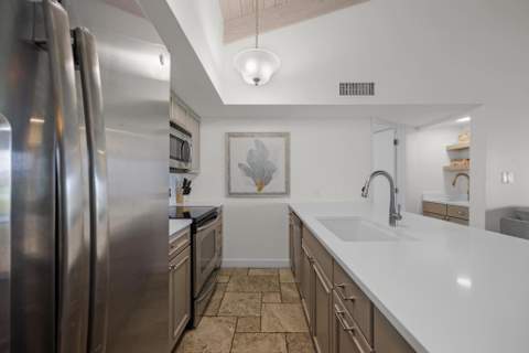 4402 Marina Villa Drive, Duck Key FL - photo 12 of 54