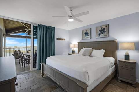 4402 Marina Villa Drive, Duck Key FL - photo 20 of 54
