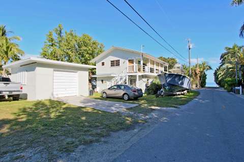 203 Tarpon Street, home for sale in Key Largo 33070