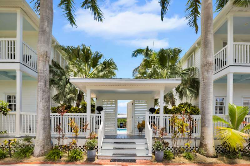 6 bedroom Single Family Residence at 287 & 289 Golf Club Drive, Key West Golf Club Dev (4.0), Key West — photo 3
