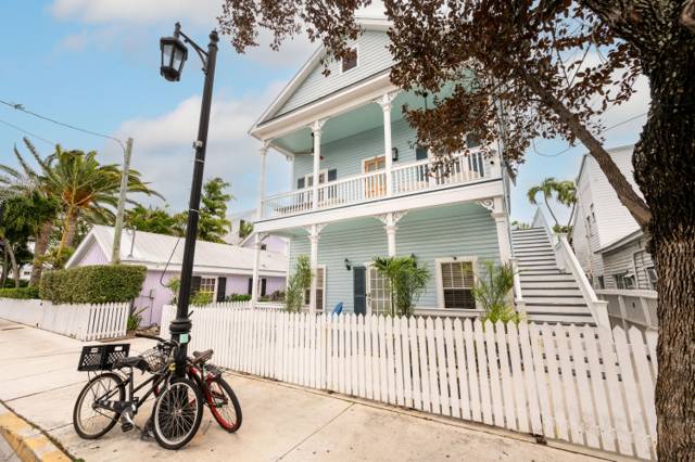 906 Truman Avenue #2