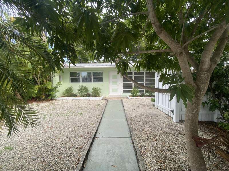 3 bedroom Single Family Residence at 2928 Fogarty Avenue, Bay Manor (3.0), Key West — photo 2