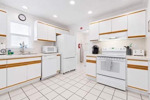 57477 Morton Street, Marathon FL - photo 16 of 49