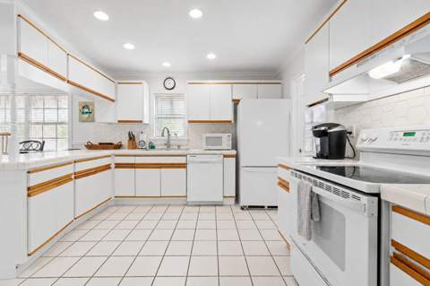 57477 Morton Street, Marathon FL - photo 17 of 49
