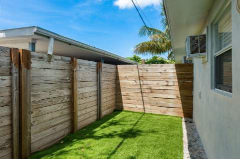 10833 2nd Avenue Gulf Avenue, Marathon FL - photo 18 of 19