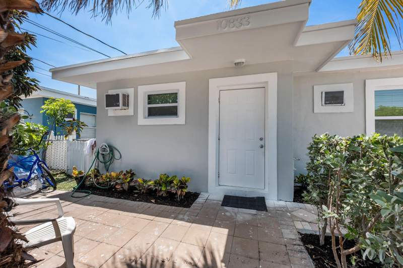 5 bedroom Multi-Units at 10833 2nd Avenue Gulf Avenue, Key Colony Sub (53.0), Marathon — photo 5