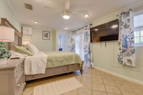 12 Bamboo Terrace, Key Haven FL - photo 17 of 38