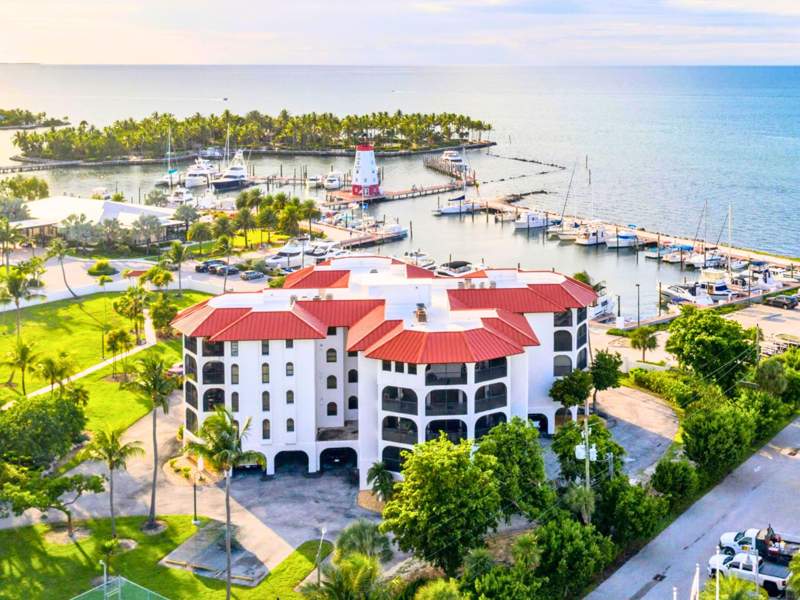 3 bedroom Condominium at 2000 Overseas Highway #4G, Faro Blanco (48.0), Marathon — photo 2