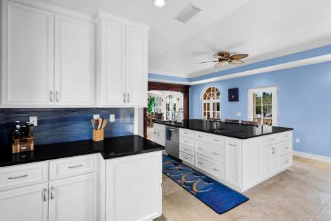 121 Calle Ensueno, Marathon FL - photo 19 of 39