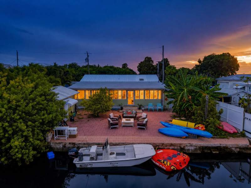 3 bedroom Single Family Residence at 27 N Lake Drive, Summerland Key Cove (25.0), Summerland Key — photo 2