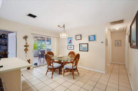 27 N Lake Drive, Summerland Key FL - photo 9 of 34