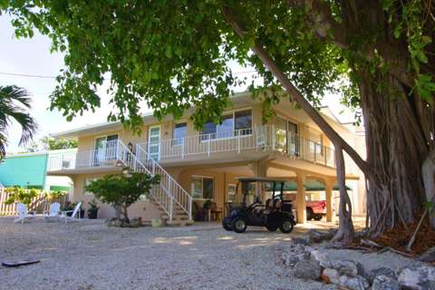 210 Schooner Lane, home for sale in Duck Key 33050