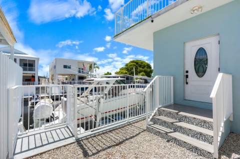 1007 Hialeah Lane, Key Largo FL - photo 11 of 56