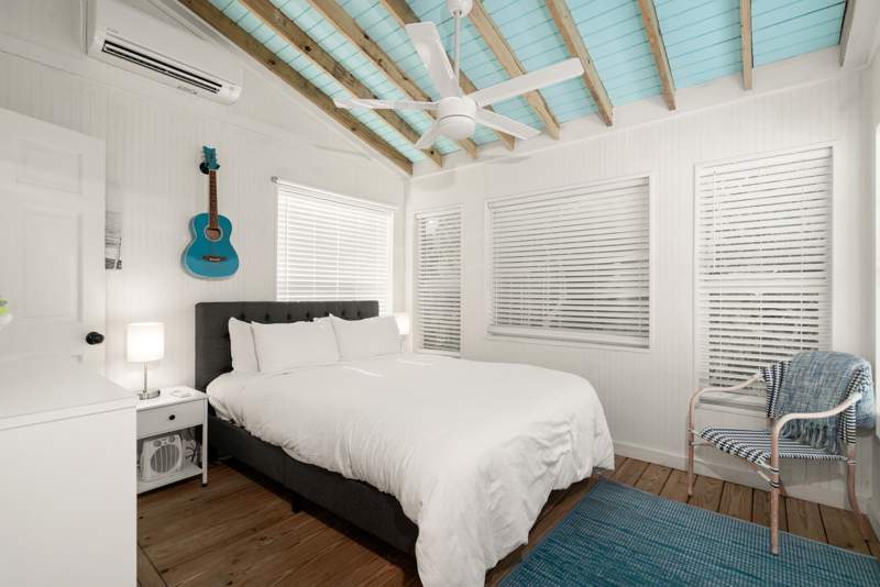 3 bedroom Mobile Home at 325 Calusa Street ## 121, Calusa Campground (101.5), Key Largo — photo 4