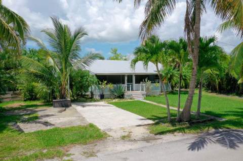 19421 Canal Drive, Sugarloaf Key FL - photo 21 of 22