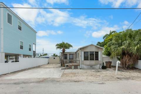 647 82nd Street Ocean Street, Marathon FL - photo 10 of 24