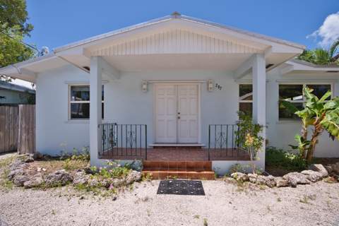 207 Hibiscus Street, Plantation Key FL - photo 6 of 42