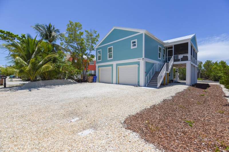 3 bedroom Single Family Residence at 27374 Guadaloupe Lane, Breezeswept Bch Est (27.5), Ramrod Key — photo 2