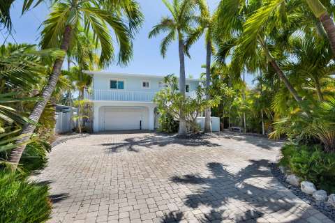 155 Plantation Avenue, home for sale in Plantation Key 33070