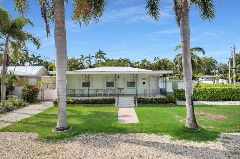 2 bedroom Single Family Residence at 2804 Harris Avenue, Lime Grove (3.0), Key West — photo 3