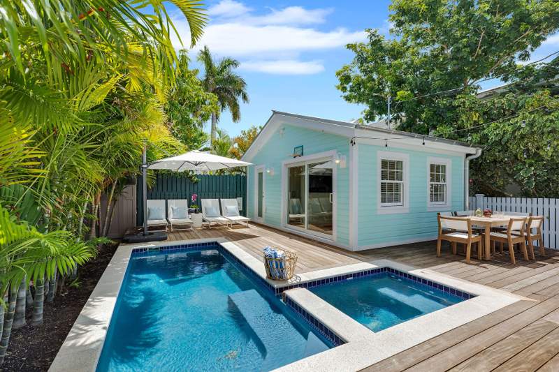 4 bedroom Single Family Residence at 1202 Royal Street, Investment Co Sub (1.0), Key West — photo 3
