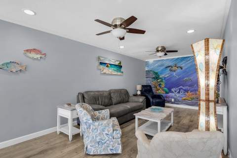 370 11Th Street, Key Colony FL - photo 8 of 42