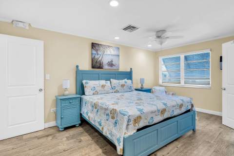 370 11Th Street, Key Colony FL - photo 19 of 42