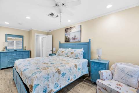 370 11Th Street, Key Colony FL - photo 20 of 42