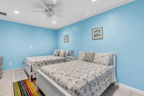 370 11Th Street, Key Colony FL - photo 15 of 42