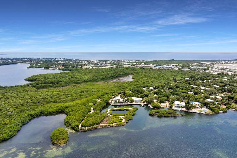 5 bedroom Single Family Residence at 1590 Pelican, Crane Hammock (49.5), Marathon — photo 2