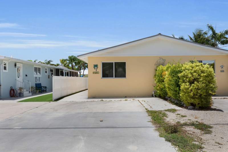 2 bedroom Half Duplex at 261 3Rd Street, Key Colony Beach (53.5), Key Colony — photo 5
