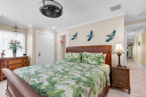 261 3Rd Street, Key Colony FL - photo 18 of 44