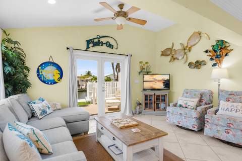 261 3Rd Street, Key Colony FL - photo 16 of 44