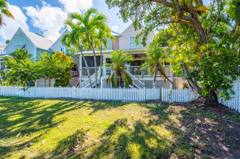2 bedroom Townhouse at 135 Golf Club Drive, Key West Golf Club Dev (4.0), Key West — photo 2