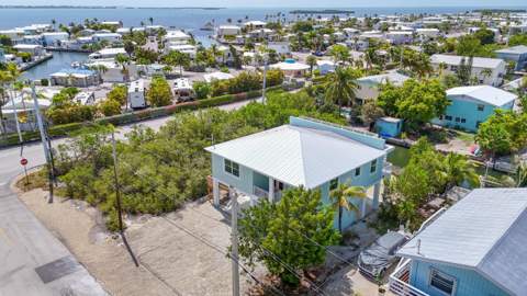 22970 Gasparilla Lane, Cudjoe Key FL - photo 6 of 55