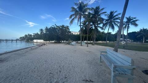 140 S Bay Harbor Drive, Key Largo FL - photo 9 of 22