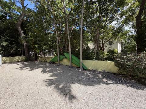 140 S Bay Harbor Drive, Key Largo FL - photo 11 of 22