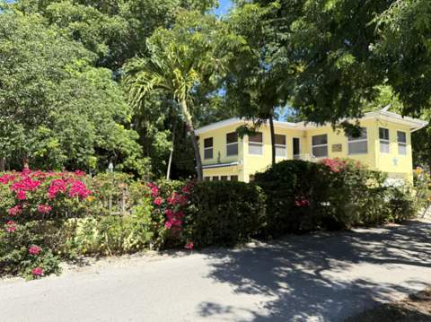 140 S Bay Harbor Drive, Key Largo FL - photo 12 of 22