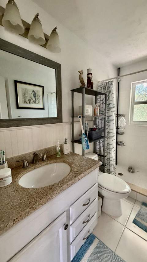 140 S Bay Harbor Drive, Key Largo FL - photo 19 of 22