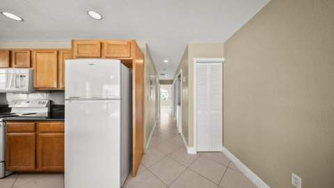 51 Coral Lane, Key Colony FL - photo 15 of 55