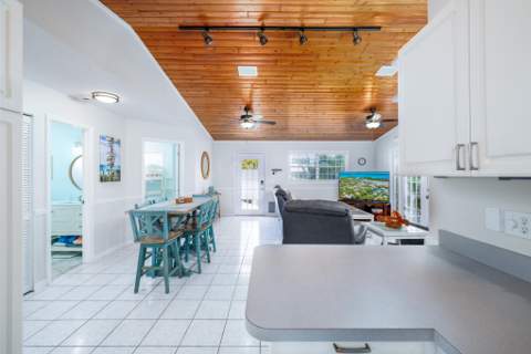 29038 Violet Drive, Big Pine Key FL - photo 17 of 55