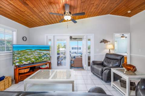 29038 Violet Drive, Big Pine Key FL - photo 10 of 55
