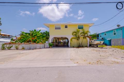 29038 Violet Drive, Big Pine Key FL - photo 6 of 55
