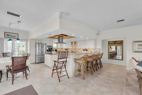 364 E Seaview Drive, Duck Key FL - photo 16 of 55