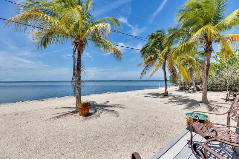 2 bedroom Mobile Home at 31364 Avenue J, Sands Sub (31.0), Big Pine Key — photo 1