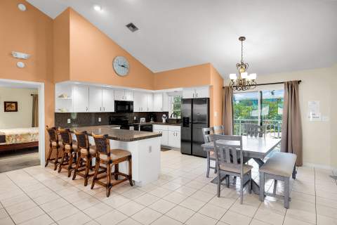 280 14th Street, Key Colony FL - photo 8 of 59